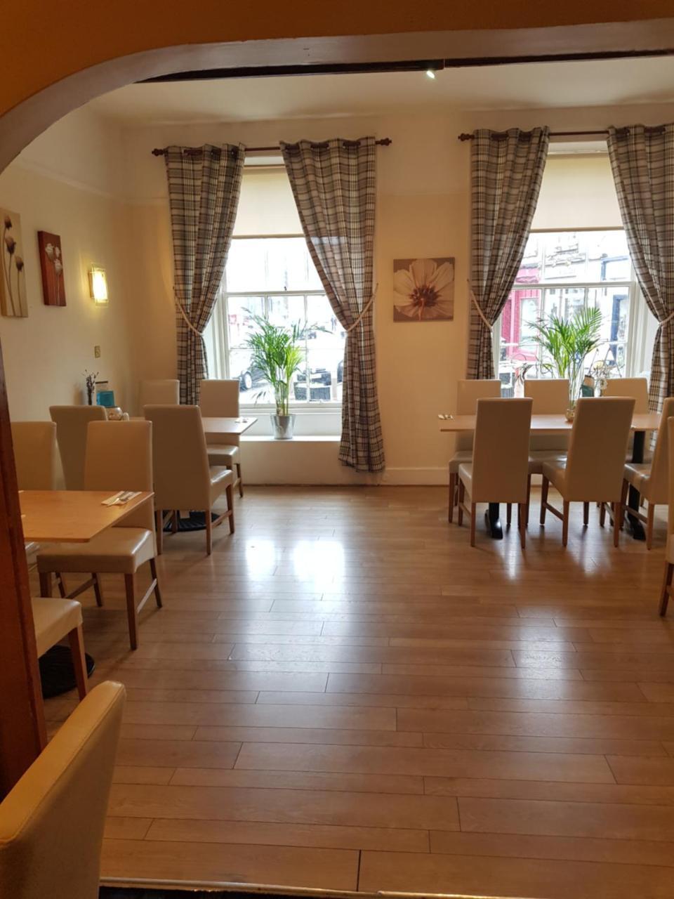 The Royal Hotel Blairgowrie and Rattray Εξωτερικό φωτογραφία